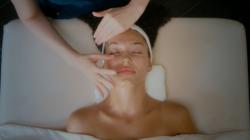 Ansiktsbehandling IsClinical Fire and Ice Treatment 30 min